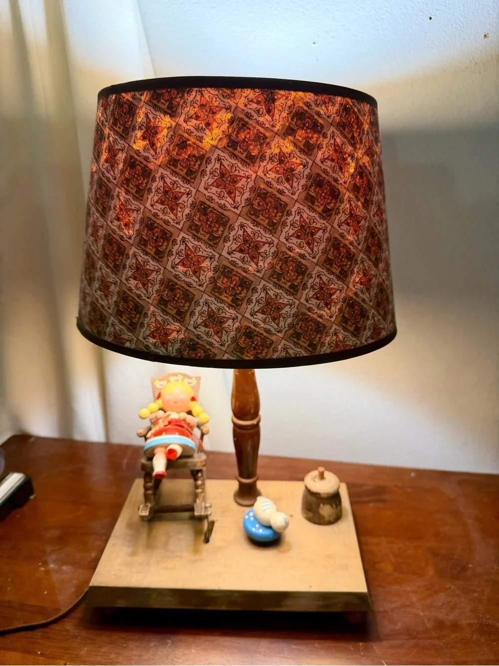 Brown Patterned Shade Lantern Table Lamp with Decorative Base